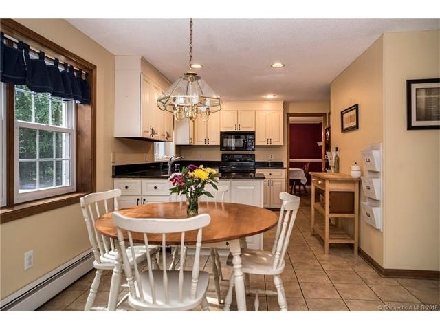 33-0Olde Orchard Road, Clinton, CT 06413
