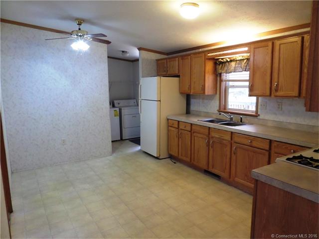 5 Brian Ave, Clinton, CT 06413