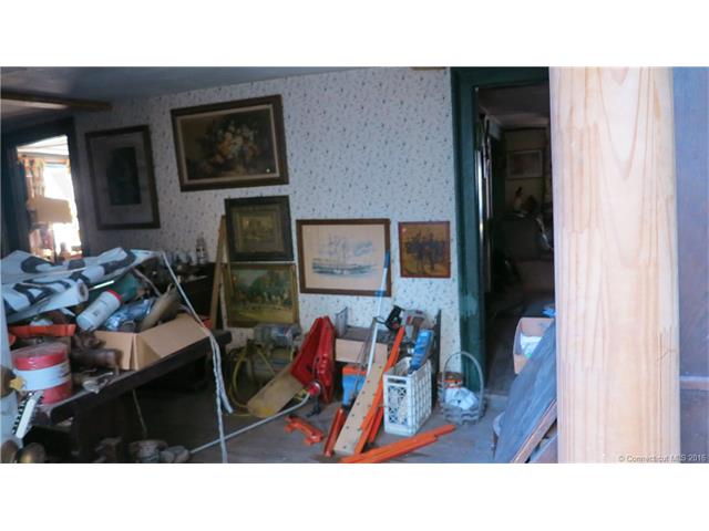 92East Main St, Clinton, CT 06413