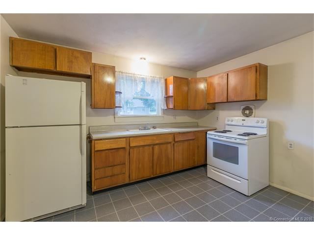 79 Gill Street, Colchester, CT 06415