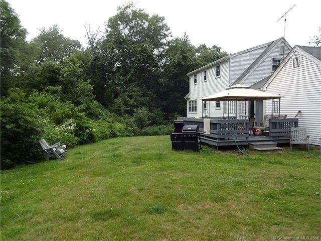 348 Chestnut Hill Rd, Colchester, CT 06415