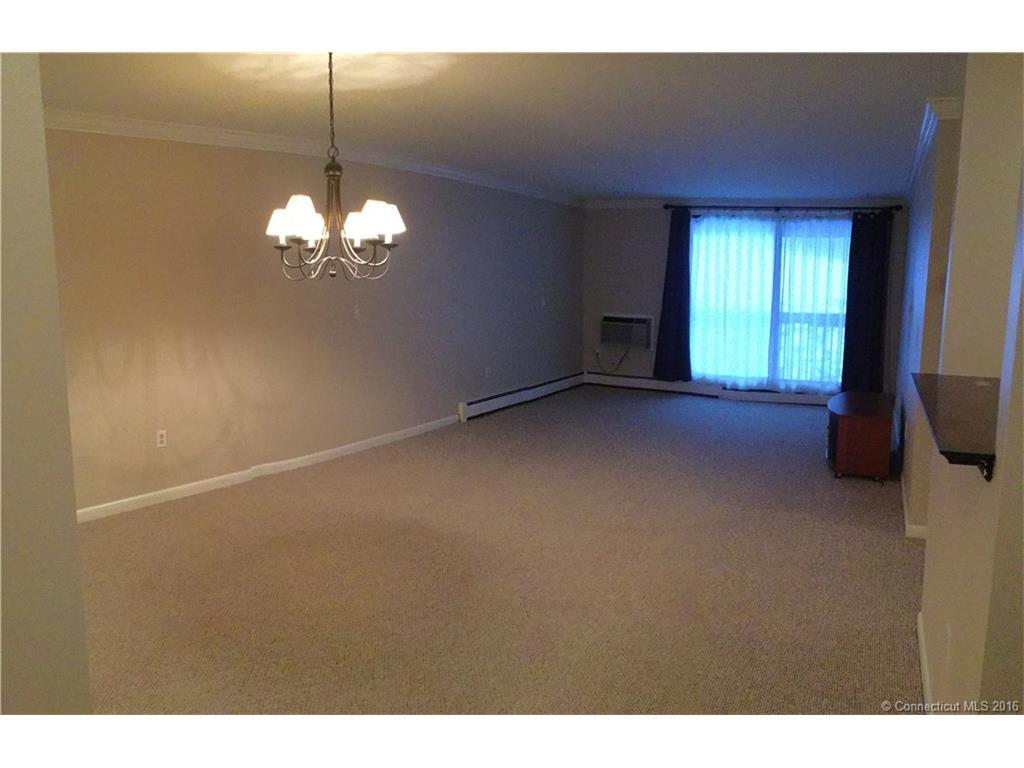 2117 Cromwell Hills Dr, Cromwell, CT 06416