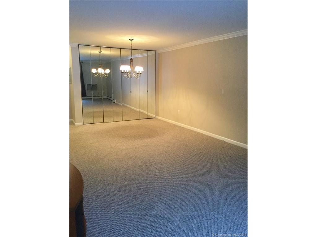2117 Cromwell Hills Dr, Cromwell, CT 06416