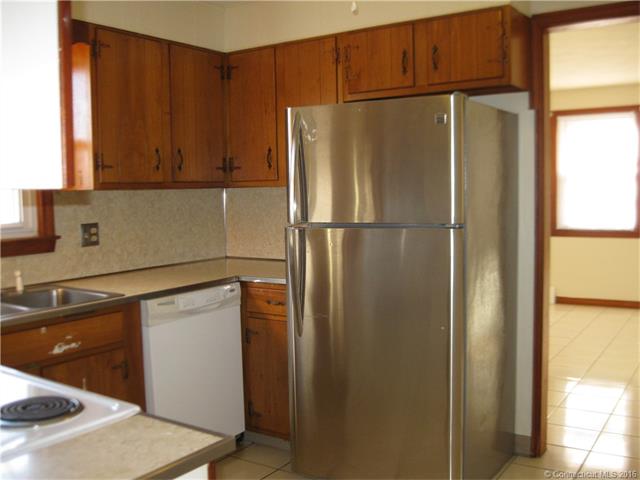 662 Main St, Cromwell, CT 06416
