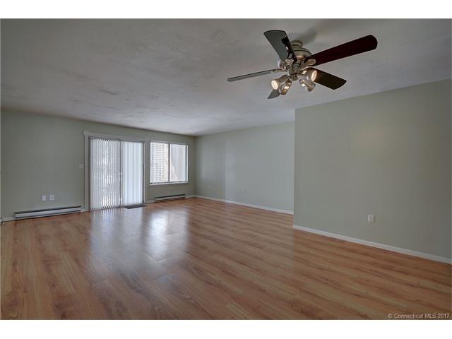 17Chestnut Ct #17, Cromwell, CT 06416