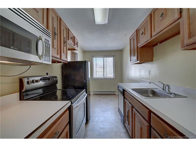 17Chestnut Ct #17, Cromwell, CT 06416