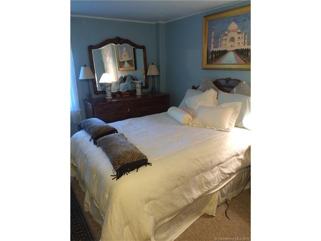 50 Prospect St, Deep River, CT 06417