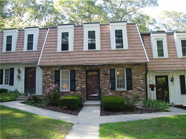 77 Scenic View Dr, Deep River, CT 06417