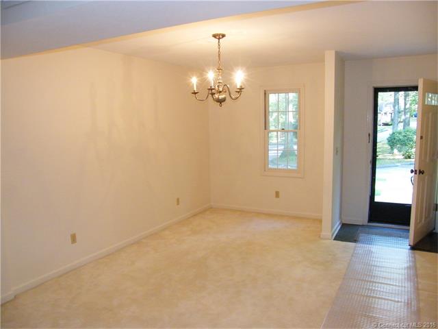 77 Scenic View Dr, Deep River, CT 06417