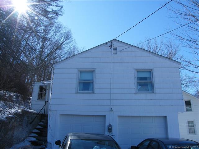 64 Winter Ave, Deep River, CT 06417