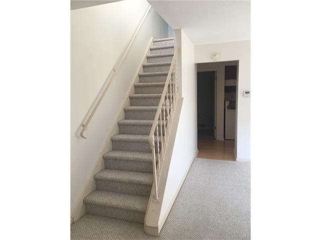 205 Shagbark Drive, Derby, CT 06418