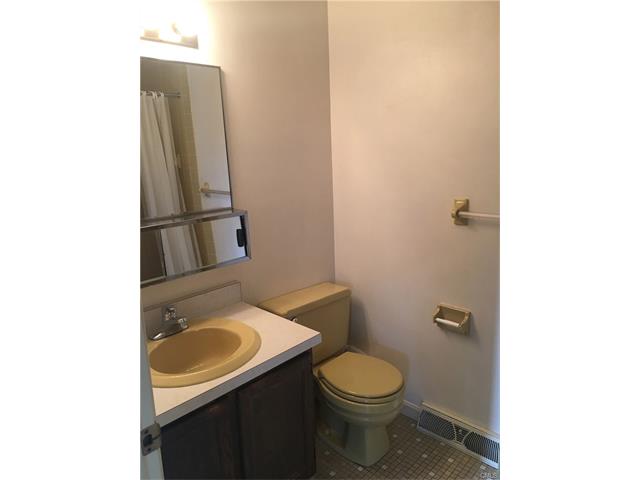 205 Shagbark Drive, Derby, CT 06418