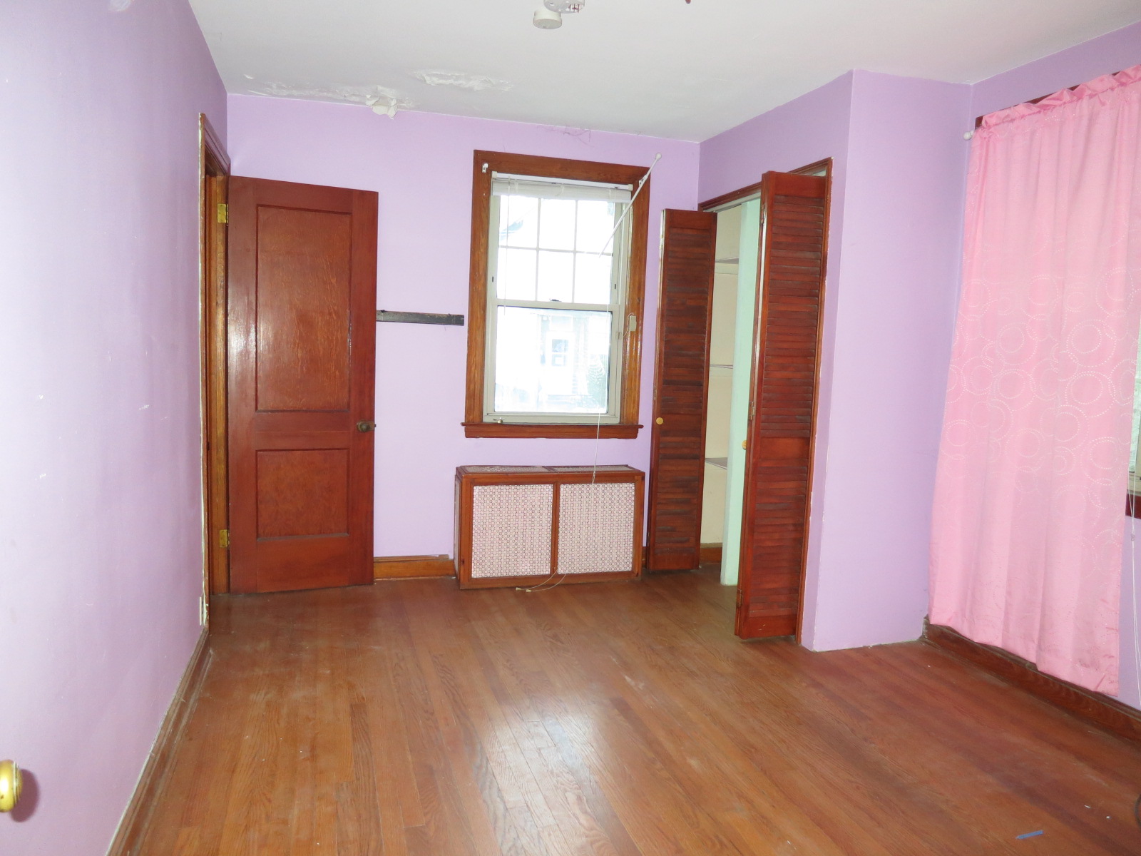11 West Ninth Street, Derby, CT 06418