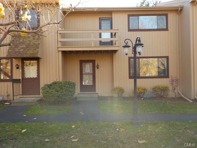 15 Orangewood West, Derby, CT 06418
