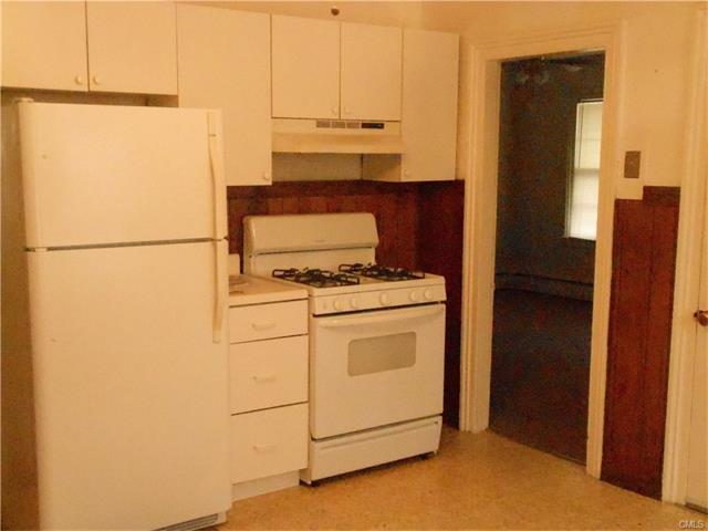 106 Smith Street, Derby, CT 06418