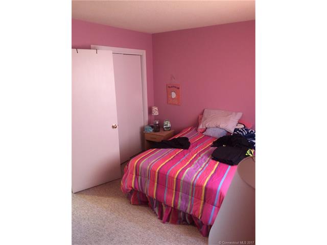 273 Derby Ave, Derby, CT 06418