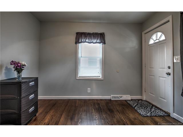 276Derby Ave, Derby, CT 06418