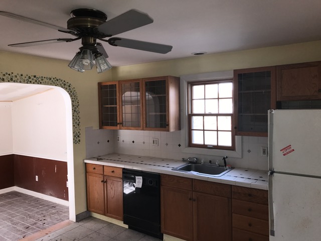 40 Marshall LnDerby, CT, 06418New Haven County