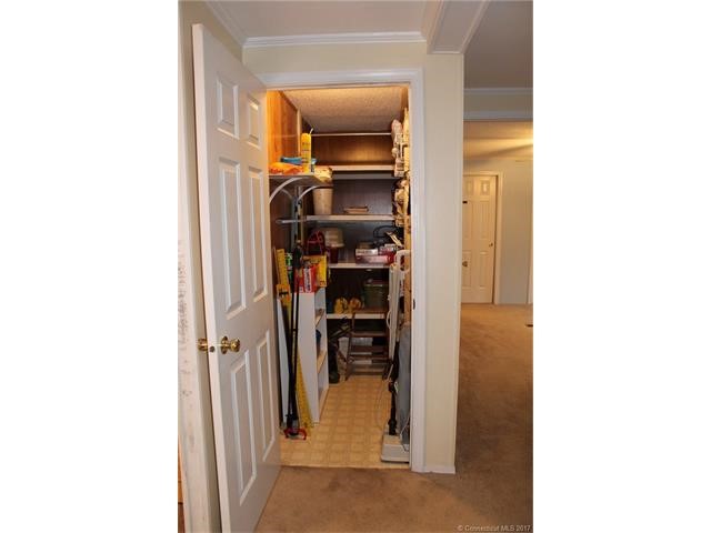 2Bridlepath Trail, Killingworth, CT 06419