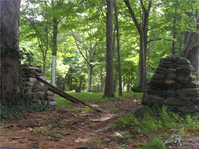 40 Chestnut Hill Rd, Killingworth, CT 06419