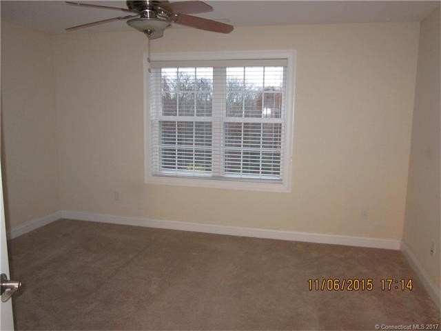 24Hartford Rd #Apt. 7, Salem, CT 06420