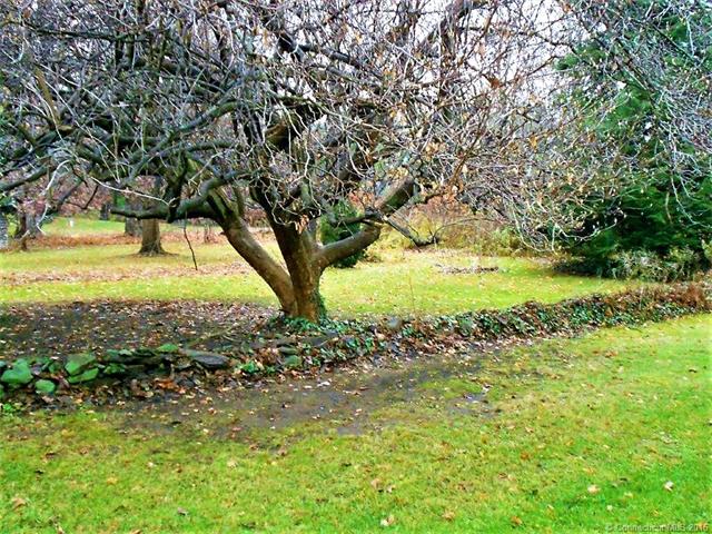 25 Talcott Ln, Durham, CT 06422