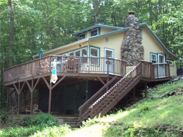 25 Longwood Dr, E Haddam, CT 06423