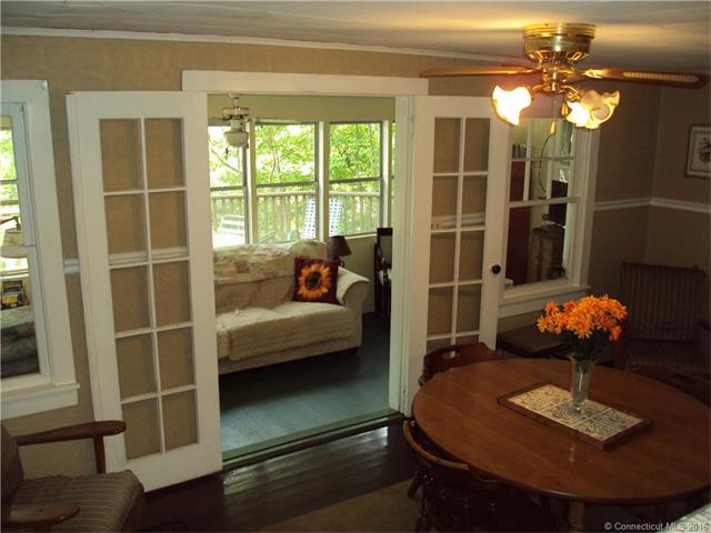 25 Longwood Dr, E Haddam, CT 06423