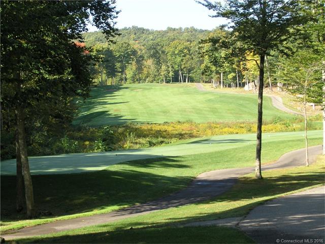 305Fox Hopyard Rd, E Haddam, CT 06423