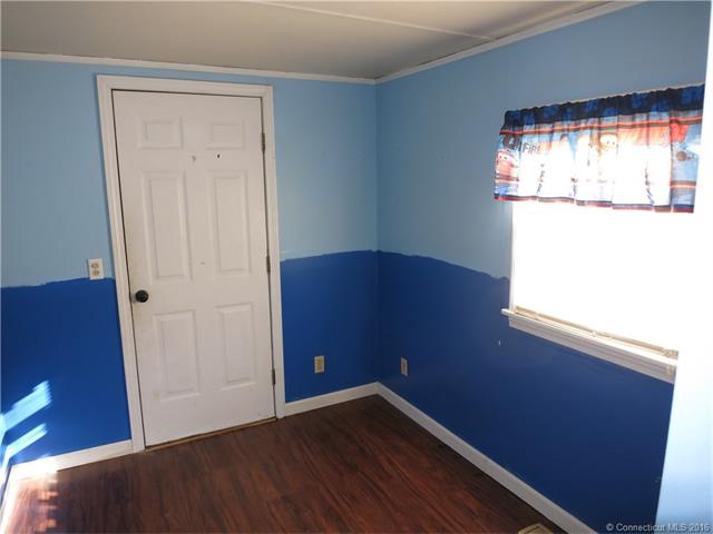 70 Mountainview Rd, E Hampton, CT 06424