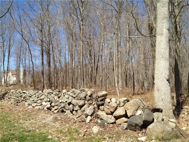 82Quarry Hill Rd, Haddam, CT 06424