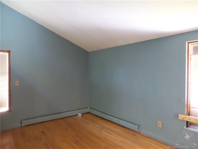 110 Hog Hill Rd, E Hampton, CT 06424