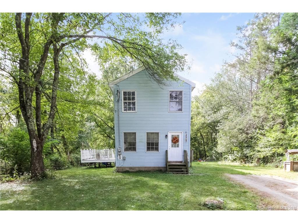 73 Chestnut Hill Rd, E Hampton, CT 06424