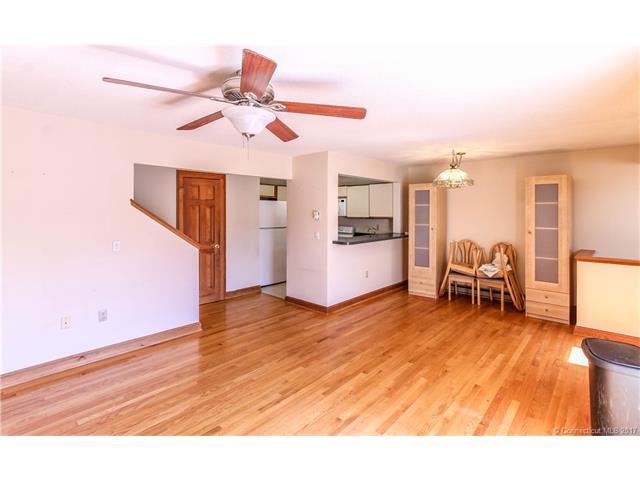 85 N Main St, E Hampton, CT 06424