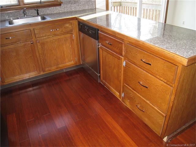 57 Flatbrook Rd, E Hampton, CT 06424