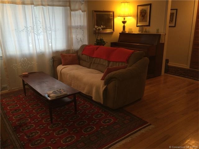475Saw Mill Rd, Guilford, CT 06437