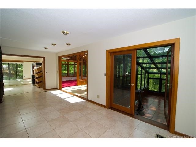 460White Birch Dr, Guilford, CT 06437