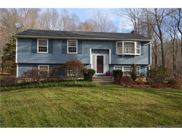 21Pierce Ln, Madison, CT 06443