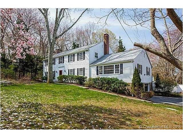 16Forest Hills Dr, Madison, CT 06443