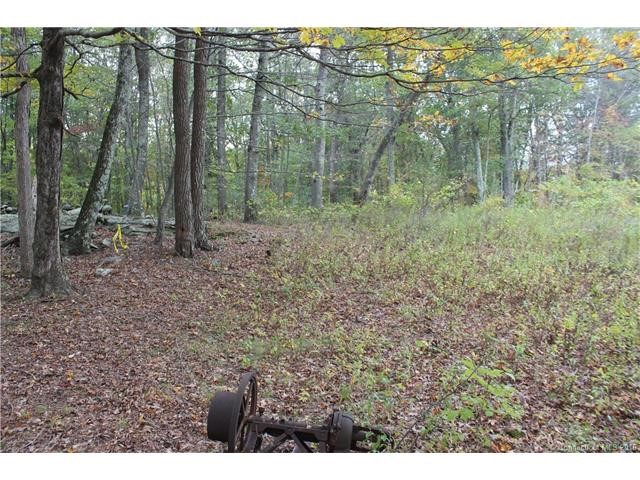 32Hathaway Ln, Madison, CT 06443