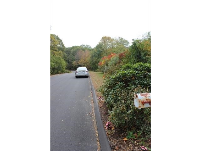 32Hathaway Ln, Madison, CT 06443
