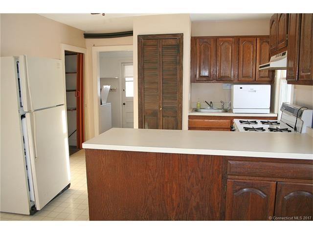 29 Lafayette Rd, Marlborough, CT 06447