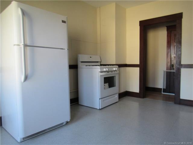 46 Park Ave, Meriden, CT 06450