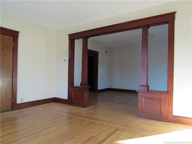 46 Park Ave, Meriden, CT 06450