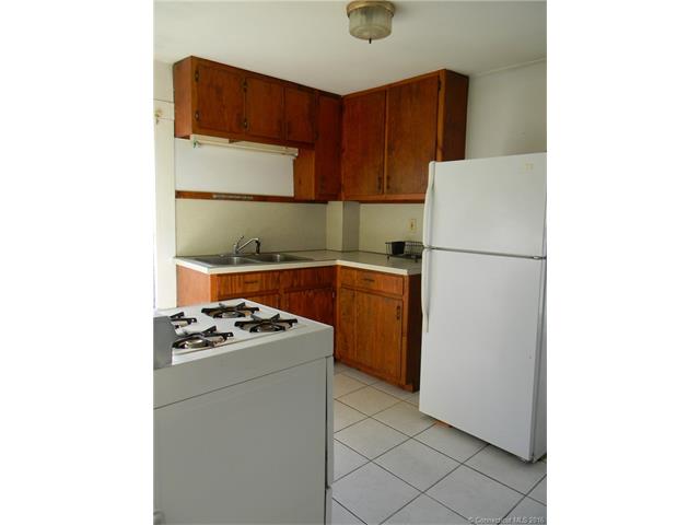415 Broad St, Meriden, CT 06450