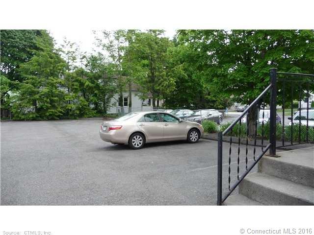 644 Main St, Meriden, CT 06450