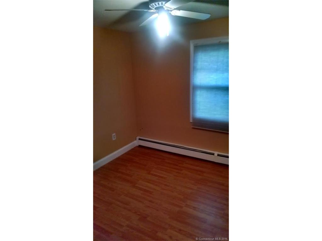 101 Heather Hts, Meriden, CT 06450