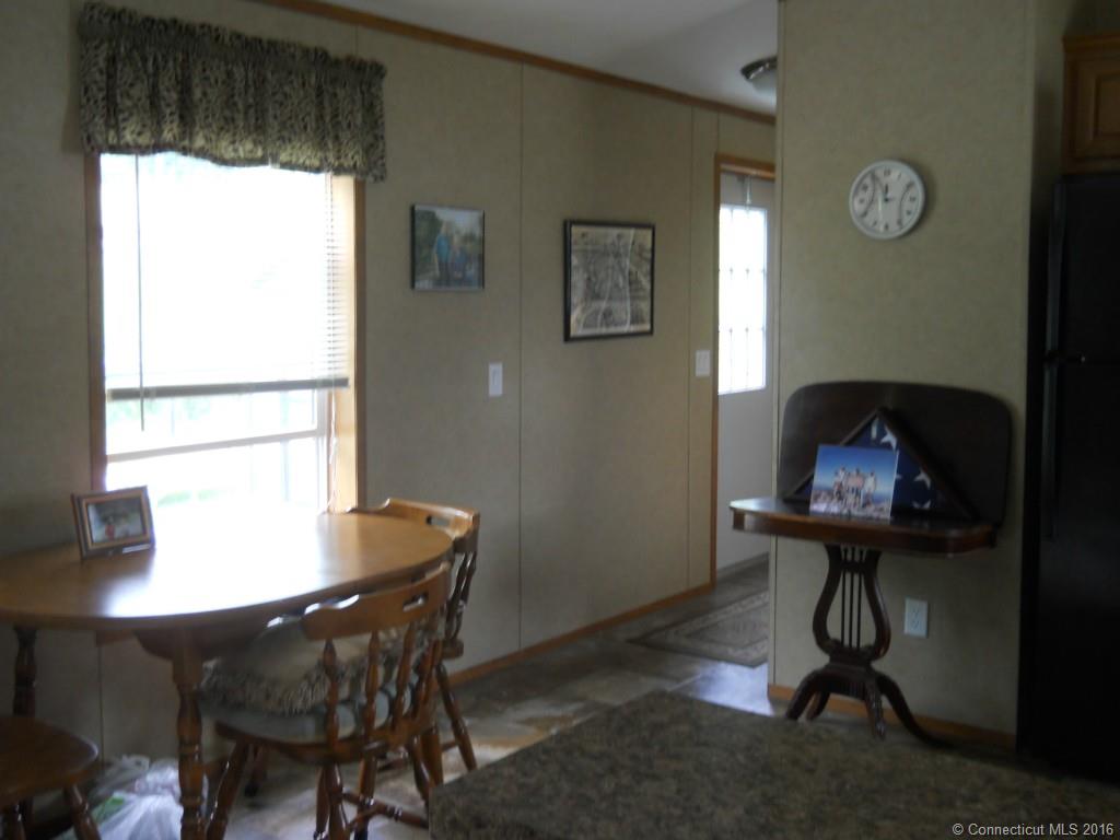 1950 N Broad St #4, Meriden, CT 06450