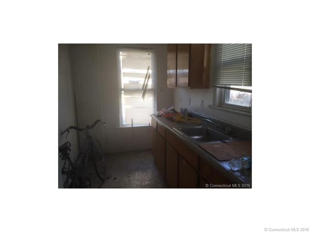 104 Veteran St, Meriden, CT 06450