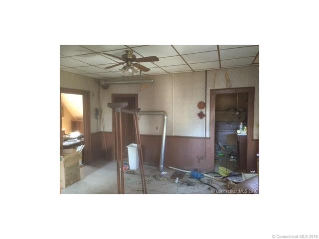 104 Veteran St, Meriden, CT 06450